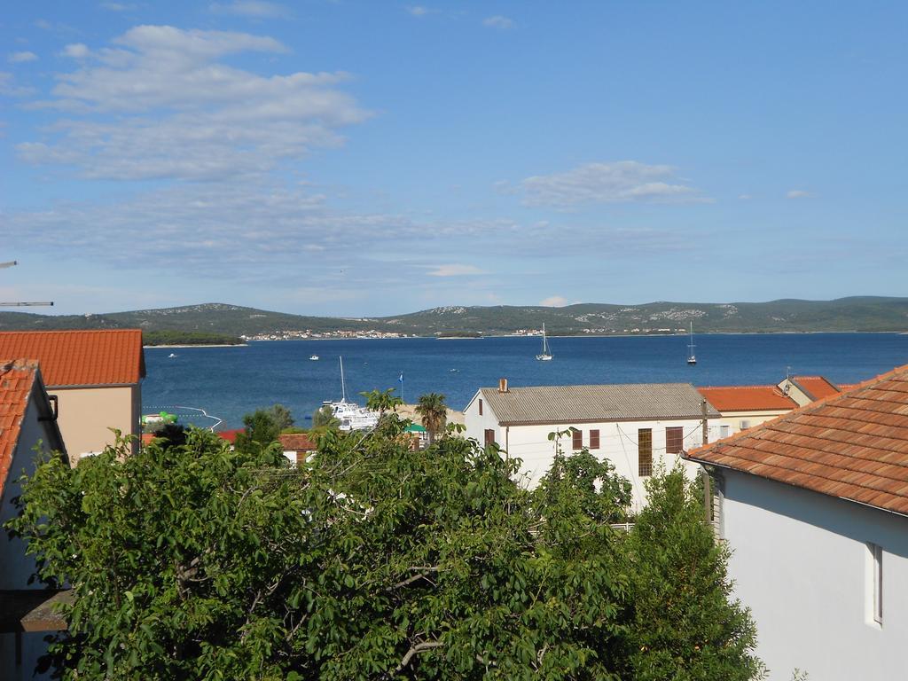 Apartment Gotovina Biograd Na Moru Exterior photo