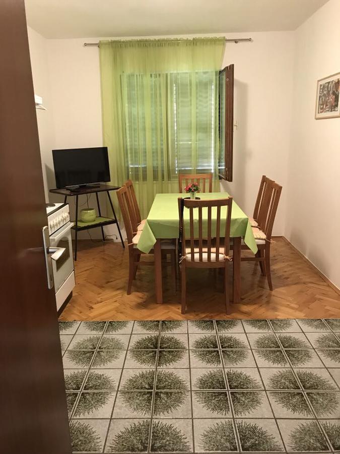 Apartment Gotovina Biograd Na Moru Exterior photo