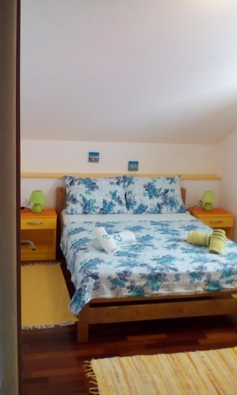 Apartment Gotovina Biograd Na Moru Exterior photo