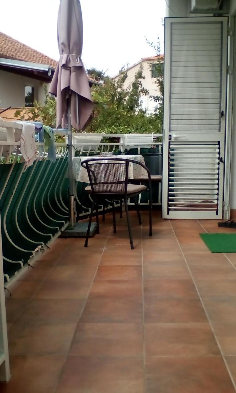 Apartment Gotovina Biograd Na Moru Exterior photo